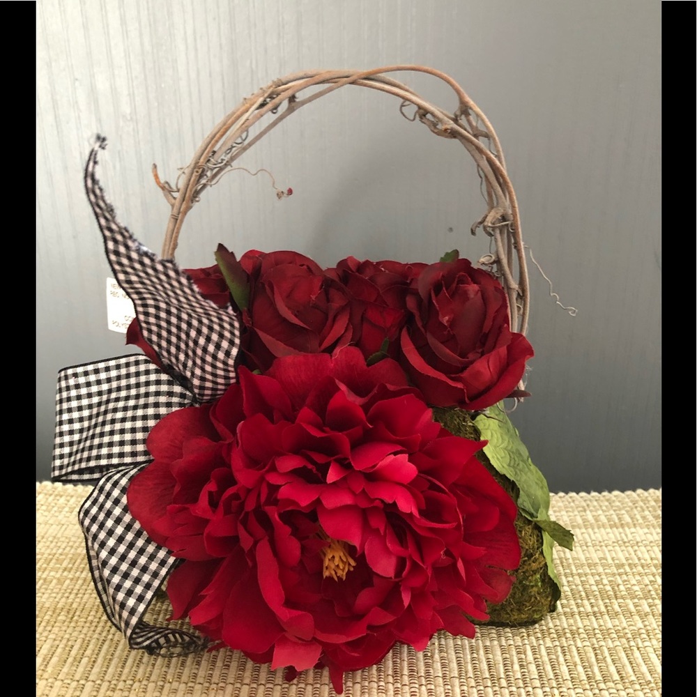 - Faux Moss Topiary Handbag